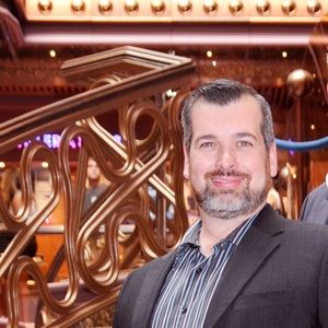 Meet your Posher, Bradley